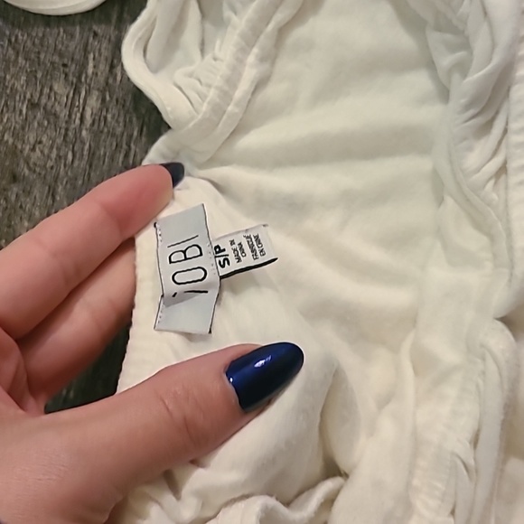 Tobi deep plunge bodysuit - Picture 2 of 7